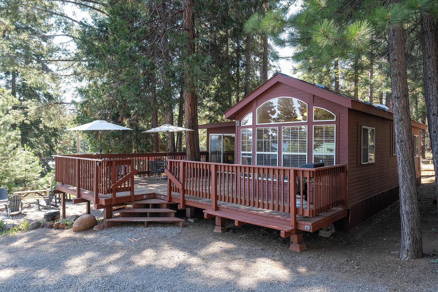 Camp Almanor At Big Springs Hotel Westwood Exterior photo