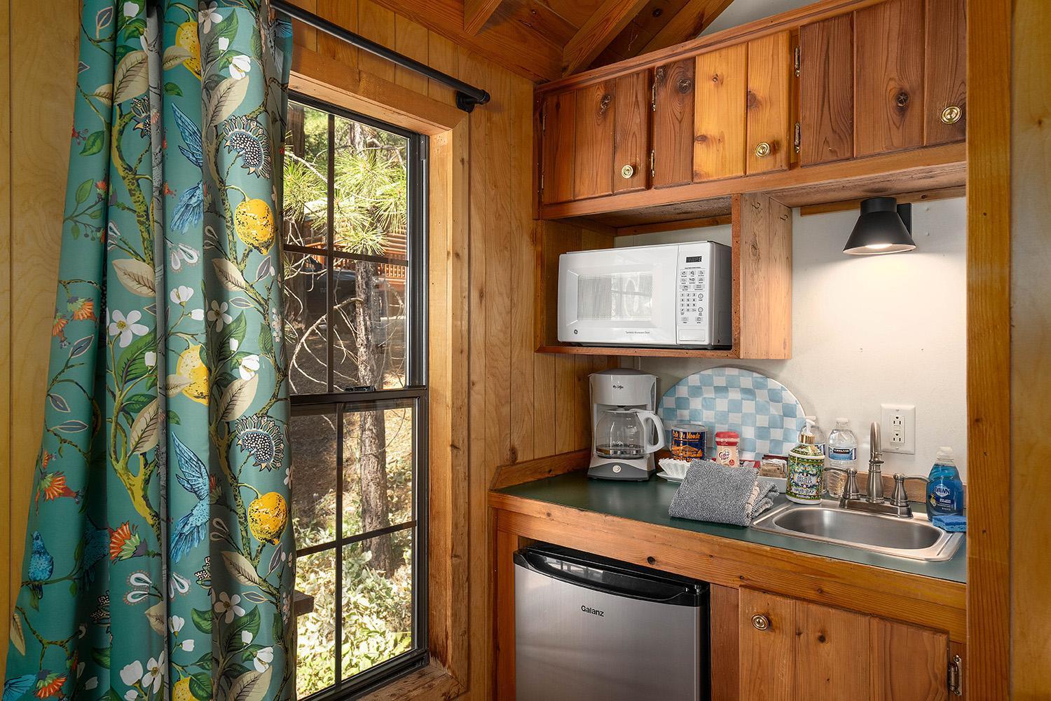Camp Almanor At Big Springs Hotel Westwood Exterior photo