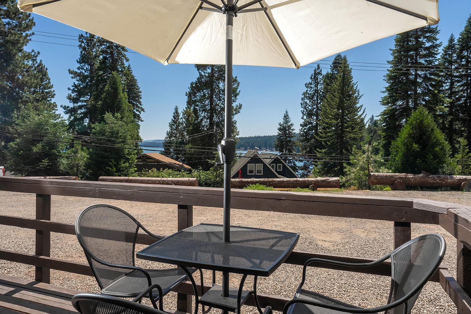 Camp Almanor At Big Springs Hotel Westwood Exterior photo